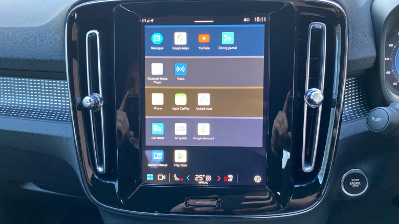 Volvo XC40 2.0 B3P Plus Dark 5dr Auto Petrol Estate